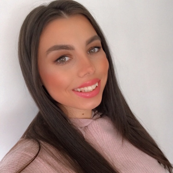 Meet your Posher, Samantha - Picture 1 of 1